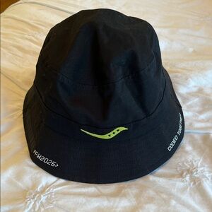 Saucony Black Bucket Hat with Green Logo